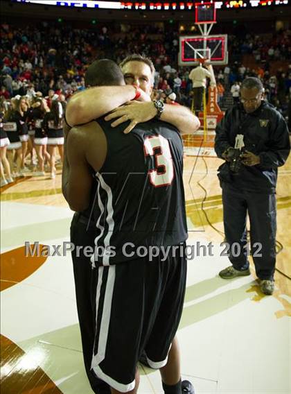 Thumbnail 3 in Marcus vs. Fort Bend Travis (UIL 5A State Final) photogallery.