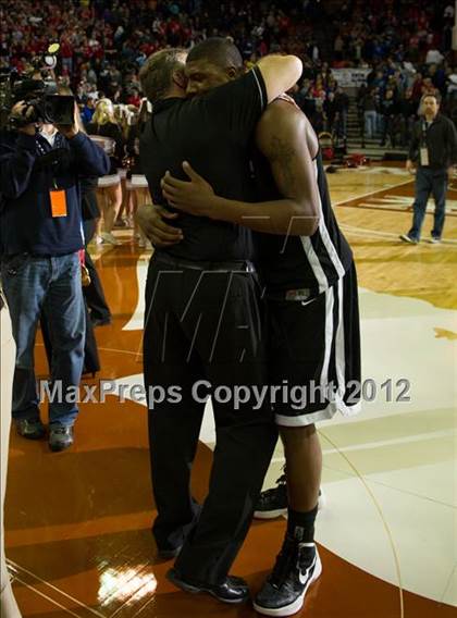 Thumbnail 2 in Marcus vs. Fort Bend Travis (UIL 5A State Final) photogallery.