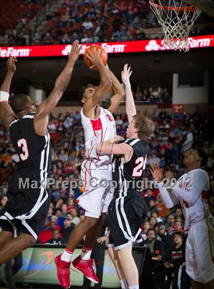 Thumbnail 3 in Marcus vs. Fort Bend Travis (UIL 5A State Final) photogallery.