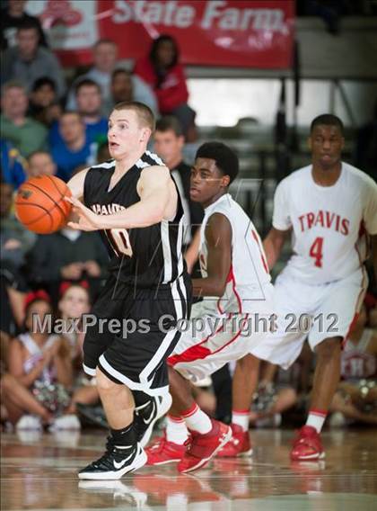 Thumbnail 1 in Marcus vs. Fort Bend Travis (UIL 5A State Final) photogallery.