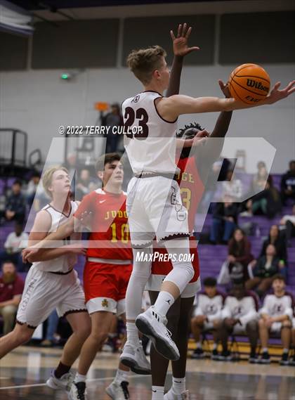 Thumbnail 1 in Judge Memorial vs. Elko (Riverton Holiday Tournament) photogallery.