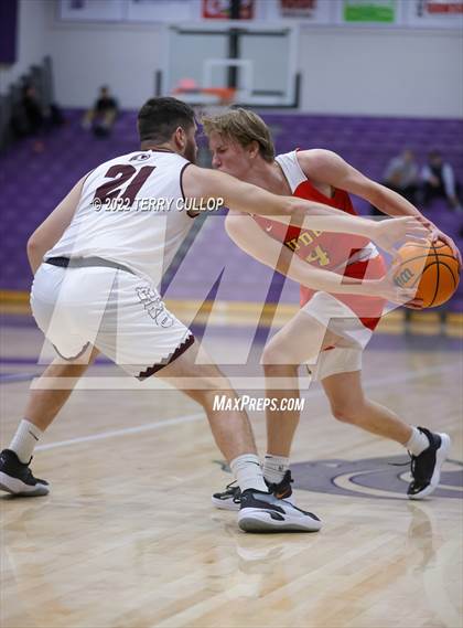 Thumbnail 3 in Judge Memorial vs. Elko (Riverton Holiday Tournament) photogallery.