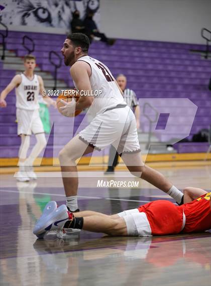 Thumbnail 3 in Judge Memorial vs. Elko (Riverton Holiday Tournament) photogallery.