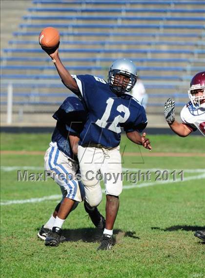 Thumbnail 1 in North Haven @ Hillhouse photogallery.
