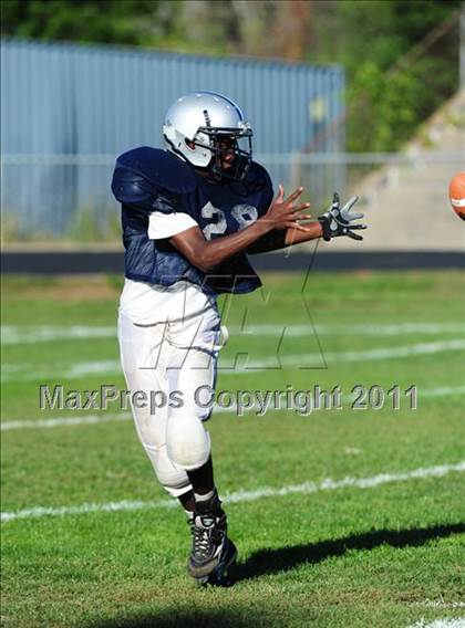 Thumbnail 2 in North Haven @ Hillhouse photogallery.