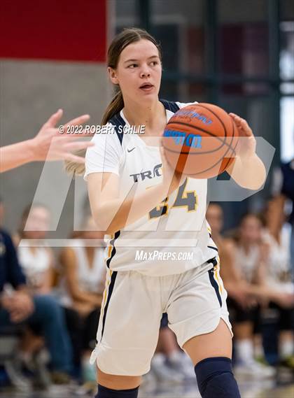 Thumbnail 1 in Pleasant Valley vs Oak Ridge (Folsom-Vista Winter Classic) photogallery.