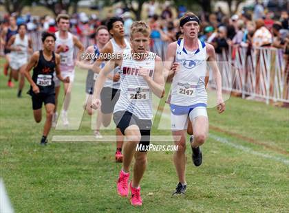 Thumbnail 2 in UIL Cross Country 4A Finals (5K) photogallery.