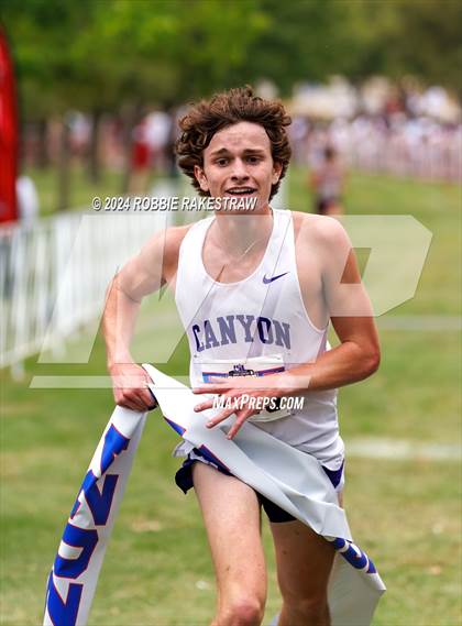 Thumbnail 3 in UIL Cross Country 4A Finals (5K) photogallery.