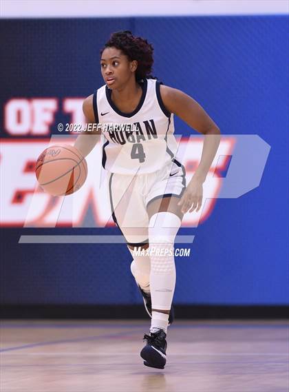 Thumbnail 3 in North vs. Archbishop Hoban (OHSAA D1 District Semifinal) photogallery.