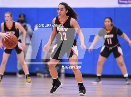 Thumbnail 3 in North vs. Archbishop Hoban (OHSAA D1 District Semifinal) photogallery.