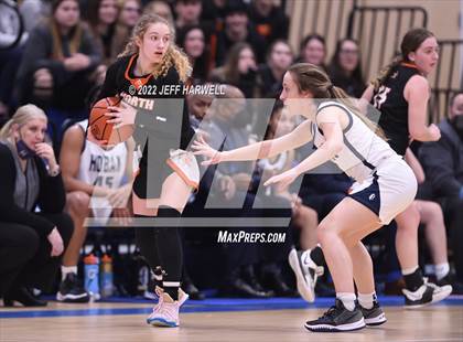 Thumbnail 3 in North vs. Archbishop Hoban (OHSAA D1 District Semifinal) photogallery.