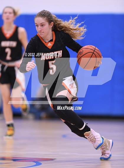 Thumbnail 1 in North vs. Archbishop Hoban (OHSAA D1 District Semifinal) photogallery.