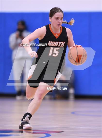 Thumbnail 3 in North vs. Archbishop Hoban (OHSAA D1 District Semifinal) photogallery.