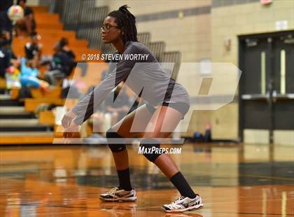 Thumbnail 2 in Enloe @ Southeast Raleigh photogallery.