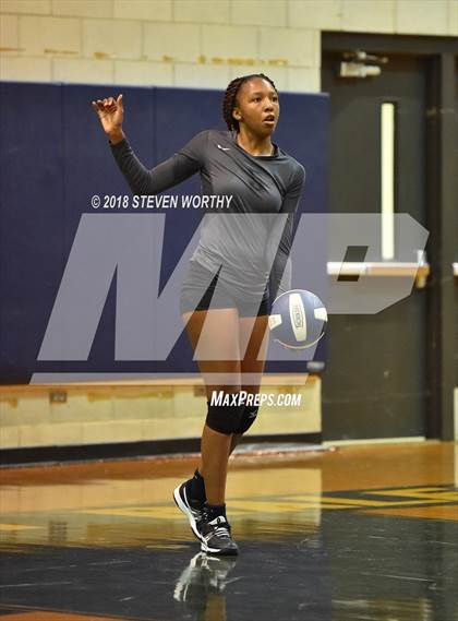 Thumbnail 1 in Enloe @ Southeast Raleigh photogallery.