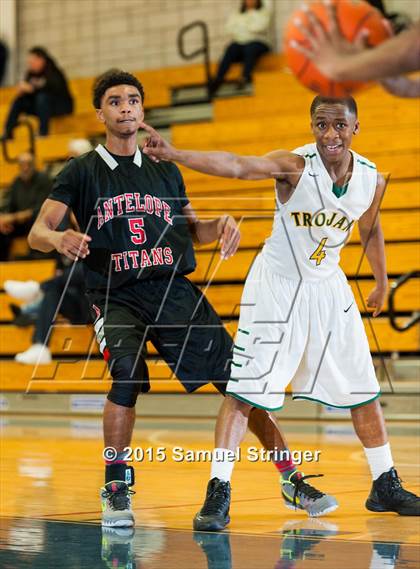 Thumbnail 3 in Castro Valley vs. Antelope (Don Nelson Classic) photogallery.