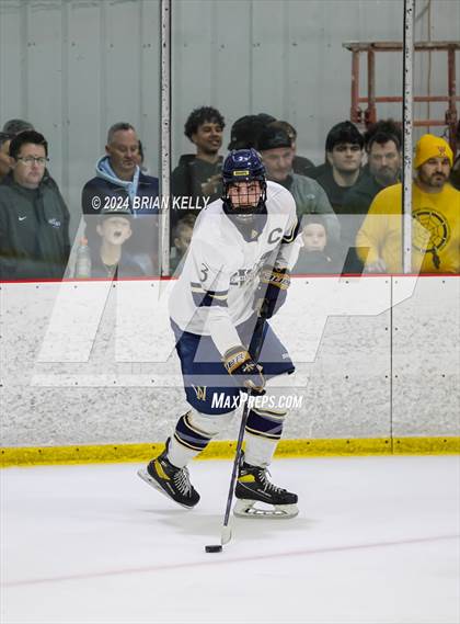 Thumbnail 2 in Archbishop Williams vs Weymouth (MIAA Division 1 Round of 32) photogallery.