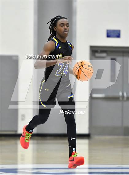 Thumbnail 1 in Grant vs. Del Oro (Les Curry Invitational) photogallery.