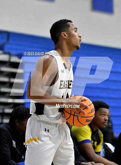 Thumbnail 1 in Grant vs. Del Oro (Les Curry Invitational) photogallery.