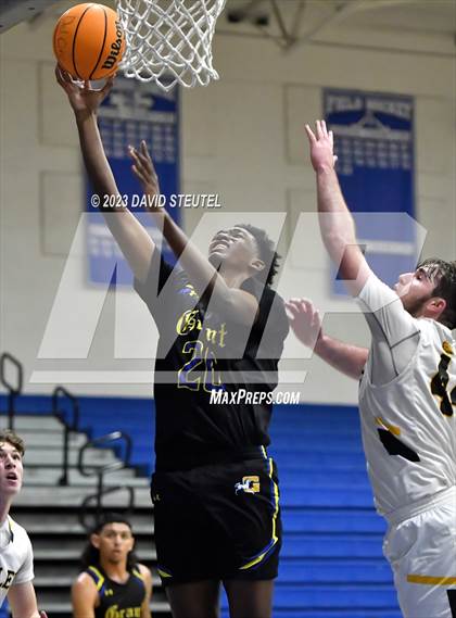 Thumbnail 2 in Grant vs. Del Oro (Les Curry Invitational) photogallery.
