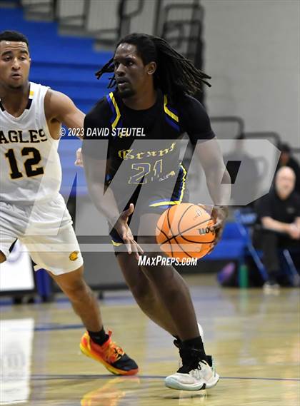 Thumbnail 1 in Grant vs. Del Oro (Les Curry Invitational) photogallery.