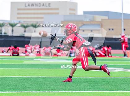 Thumbnail 1 in Inglewood @ Lawndale photogallery.