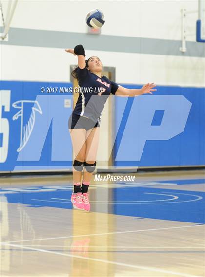 Thumbnail 2 in La Salle vs. Sierra Canyon (CIF SS D3 Final) photogallery.