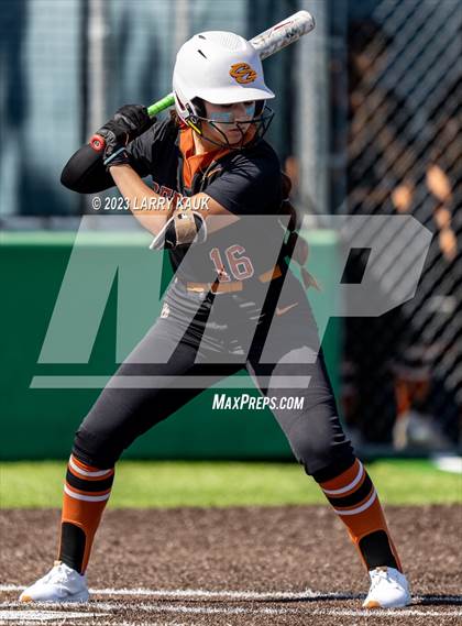 Thumbnail 2 in Saint Francis vs Central (CIF NorCal Division 1 Regional Semifinal) photogallery.