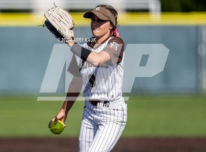 Thumbnail 2 in Saint Francis vs Central (CIF NorCal Division 1 Regional Semifinal) photogallery.