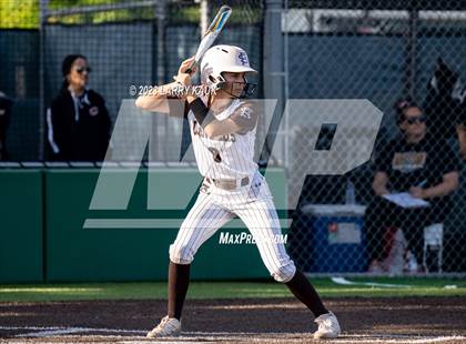 Thumbnail 3 in Saint Francis vs Central (CIF NorCal Division 1 Regional Semifinal) photogallery.