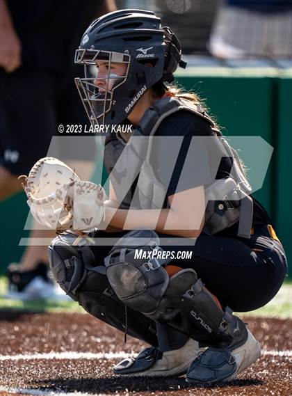 Thumbnail 3 in Saint Francis vs Central (CIF NorCal Division 1 Regional Semifinal) photogallery.