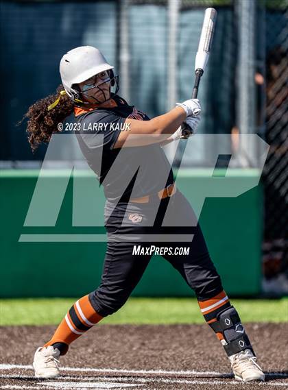 Thumbnail 2 in Saint Francis vs Central (CIF NorCal Division 1 Regional Semifinal) photogallery.