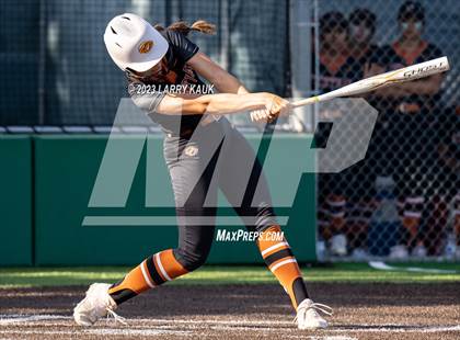 Thumbnail 1 in Saint Francis vs Central (CIF NorCal Division 1 Regional Semifinal) photogallery.