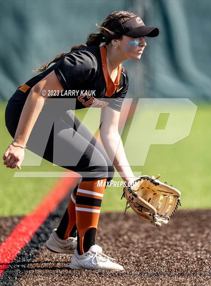 Thumbnail 3 in Saint Francis vs Central (CIF NorCal Division 1 Regional Semifinal) photogallery.