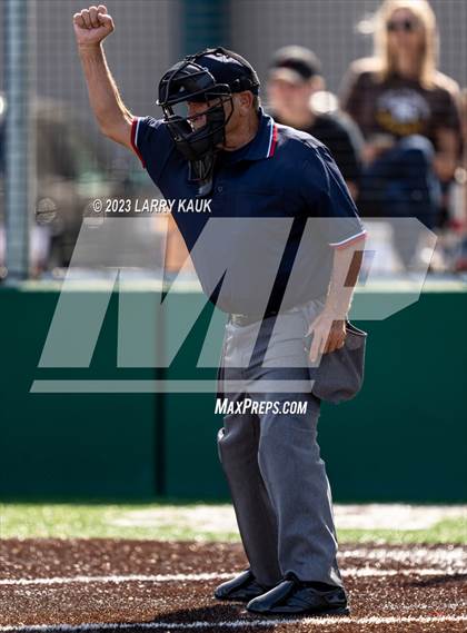 Thumbnail 3 in Saint Francis vs Central (CIF NorCal Division 1 Regional Semifinal) photogallery.
