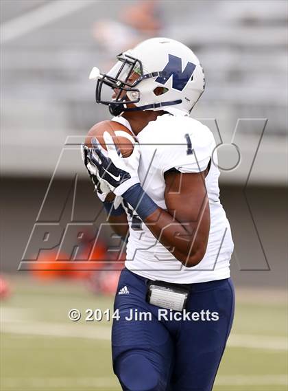 Thumbnail 2 in Nimitz @ Haltom photogallery.