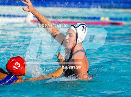 Thumbnail 1 in San Marcos vs Corona del Mar (Bill Barnett Holiday Cup) photogallery.