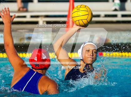 Thumbnail 3 in San Marcos vs Corona del Mar (Bill Barnett Holiday Cup) photogallery.