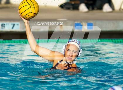 Thumbnail 1 in San Marcos vs Corona del Mar (Bill Barnett Holiday Cup) photogallery.