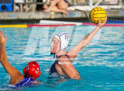 Thumbnail 2 in San Marcos vs Corona del Mar (Bill Barnett Holiday Cup) photogallery.