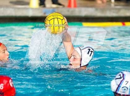 Thumbnail 1 in San Marcos vs Corona del Mar (Bill Barnett Holiday Cup) photogallery.