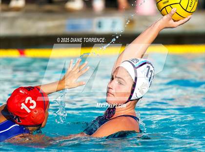 Thumbnail 2 in San Marcos vs Corona del Mar (Bill Barnett Holiday Cup) photogallery.