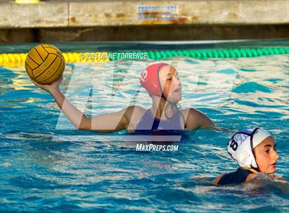 Thumbnail 1 in San Marcos vs Corona del Mar (Bill Barnett Holiday Cup) photogallery.