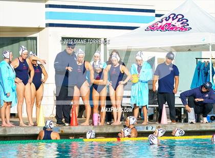 Thumbnail 2 in San Marcos vs Corona del Mar (Bill Barnett Holiday Cup) photogallery.