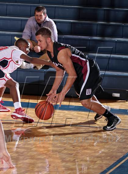 Thumbnail 2 in Carver vs Morristown-Hamblen West (Seymour Christmas Classic) photogallery.