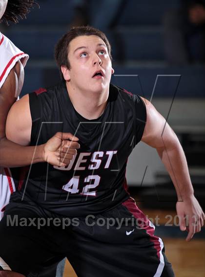 Thumbnail 3 in Carver vs Morristown-Hamblen West (Seymour Christmas Classic) photogallery.