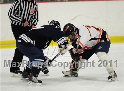 Thumbnail 1 in Wilton @ Lyman Hall photogallery.
