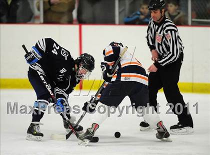 Thumbnail 2 in Wilton @ Lyman Hall photogallery.