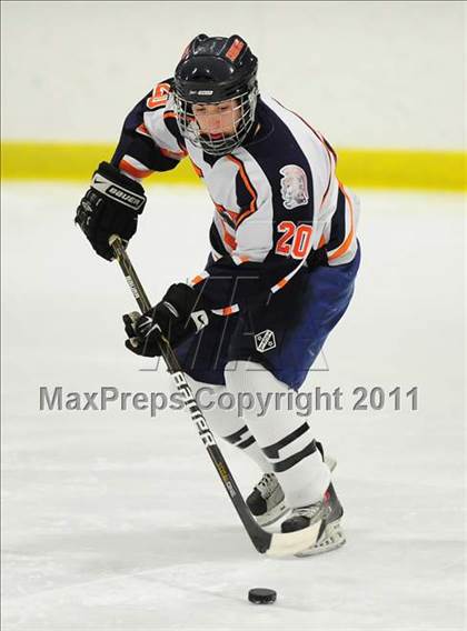 Thumbnail 3 in Wilton @ Lyman Hall photogallery.
