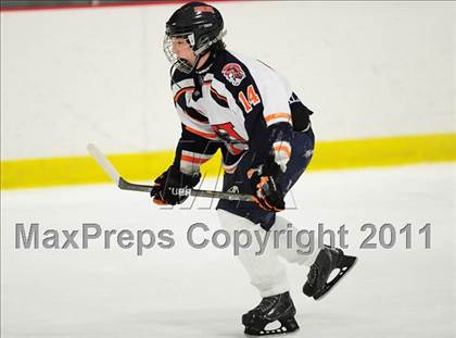 Thumbnail 2 in Wilton @ Lyman Hall photogallery.